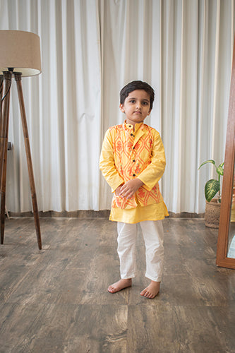 Boys Yellow Cotton Kurta With Yellow Floral Jacket And Off White Pajama