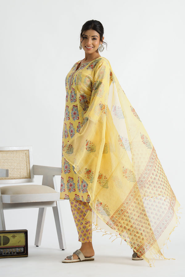 Woman Yellow Buta Kurti With Yellow Floral Salwar And Dupatta