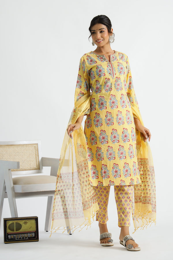 Woman Yellow Buta Kurti With Yellow Floral Salwar And Dupatta