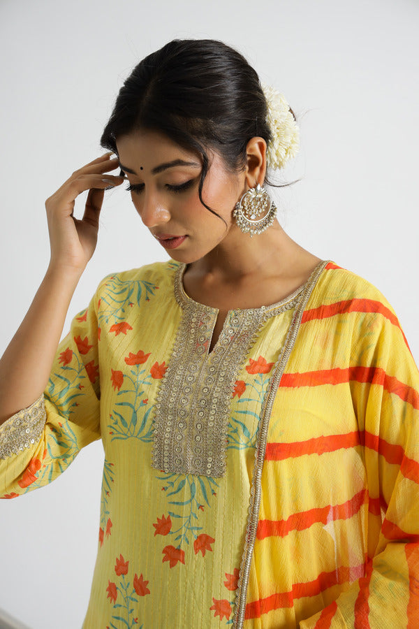 Women Yellow Floral Kurta With Pant And Chiffon Leheriya Dupatta