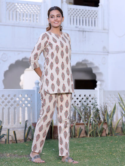 Red Ethnic Print Straight Cotton Flex Short Kurta With Pyjamas